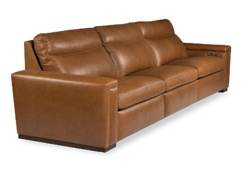 MM11W_MM10W_MM12W_Milan_LorBroSug_OWD_1026_HR.jpg